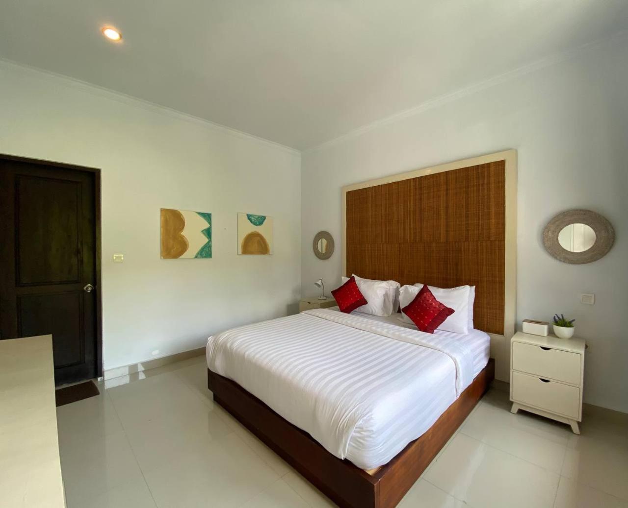 Villa Mayu Dedaries Seminyak  Luaran gambar