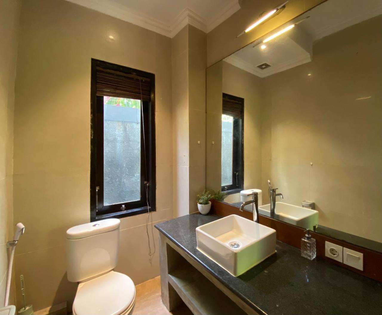 Villa Mayu Dedaries Seminyak  Luaran gambar