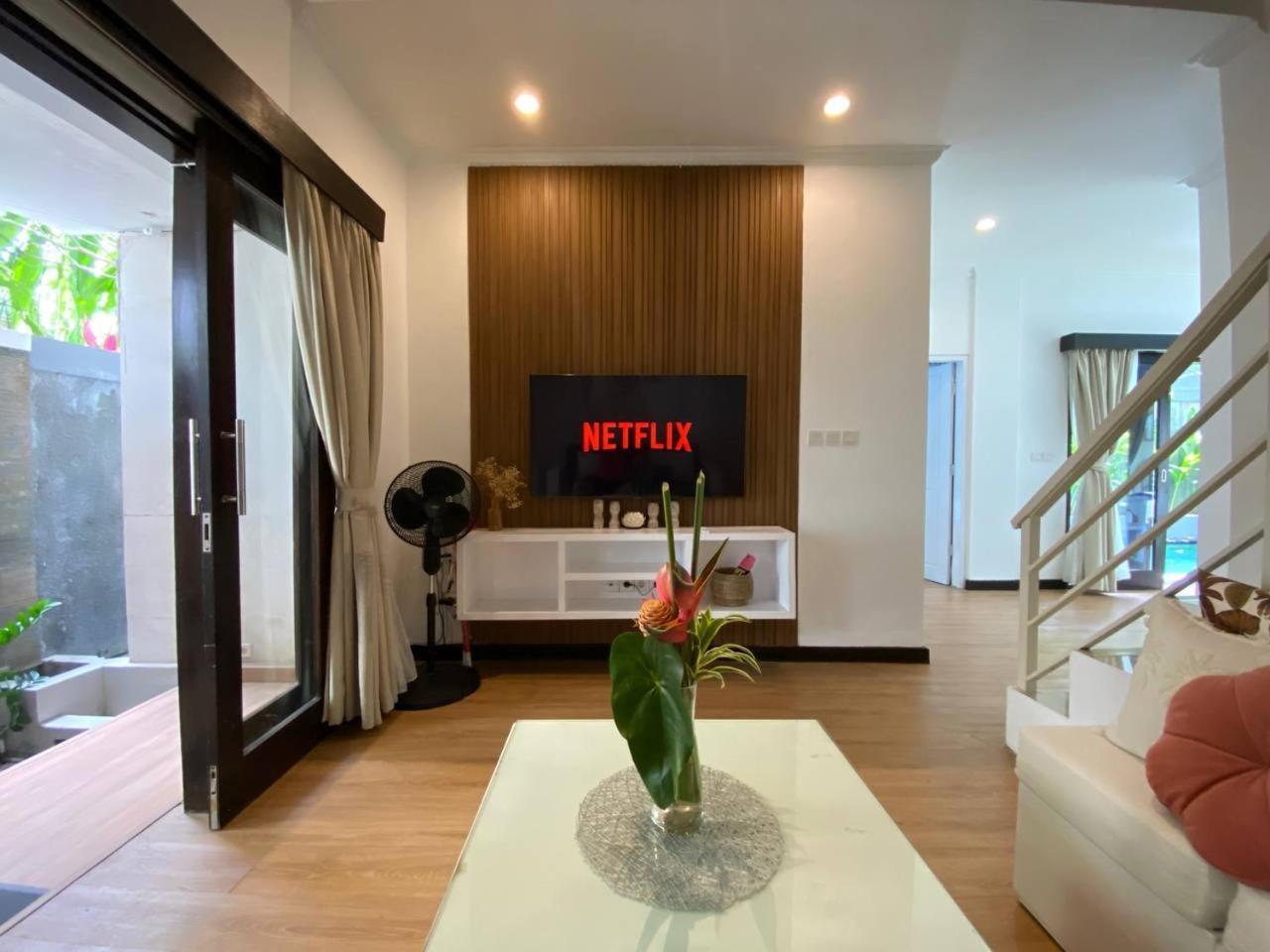 Villa Mayu Dedaries Seminyak  Luaran gambar